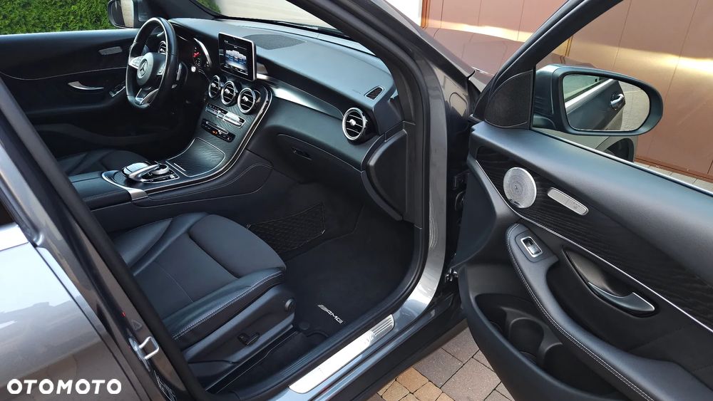 Mercedes-Benz GLC 220 d 4-Matic - 24