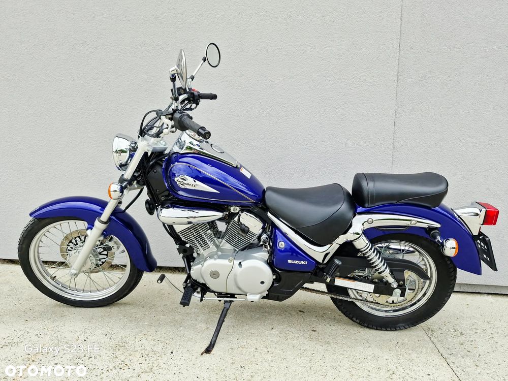 Suzuki Intruder - 19