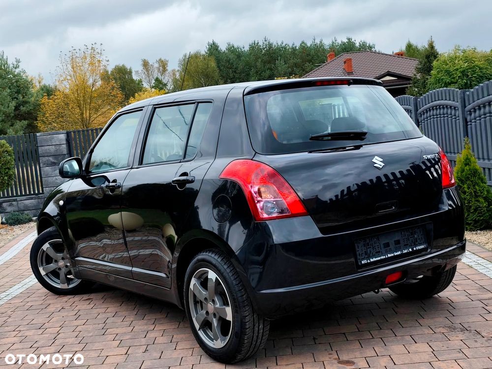 Suzuki Swift - 12