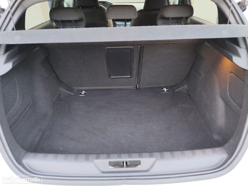 Peugeot 308 PureTech 130 EAT6 Stop & Start GT-Line Edition - 28