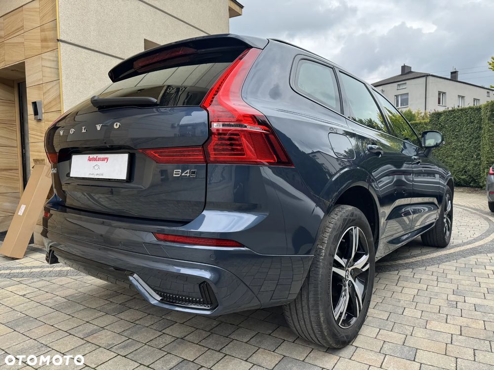 Volvo XC 60 B4 D AWD Plus Dark - 12