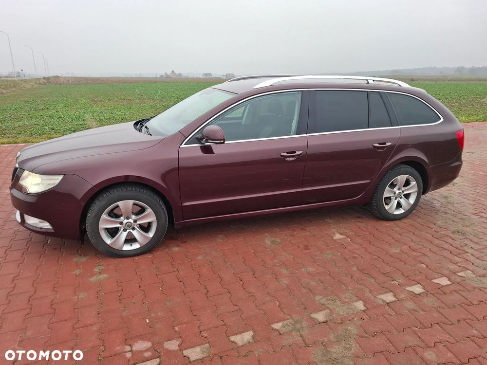 Skoda Superb 2.0 TDI DSG Exclusive - 19