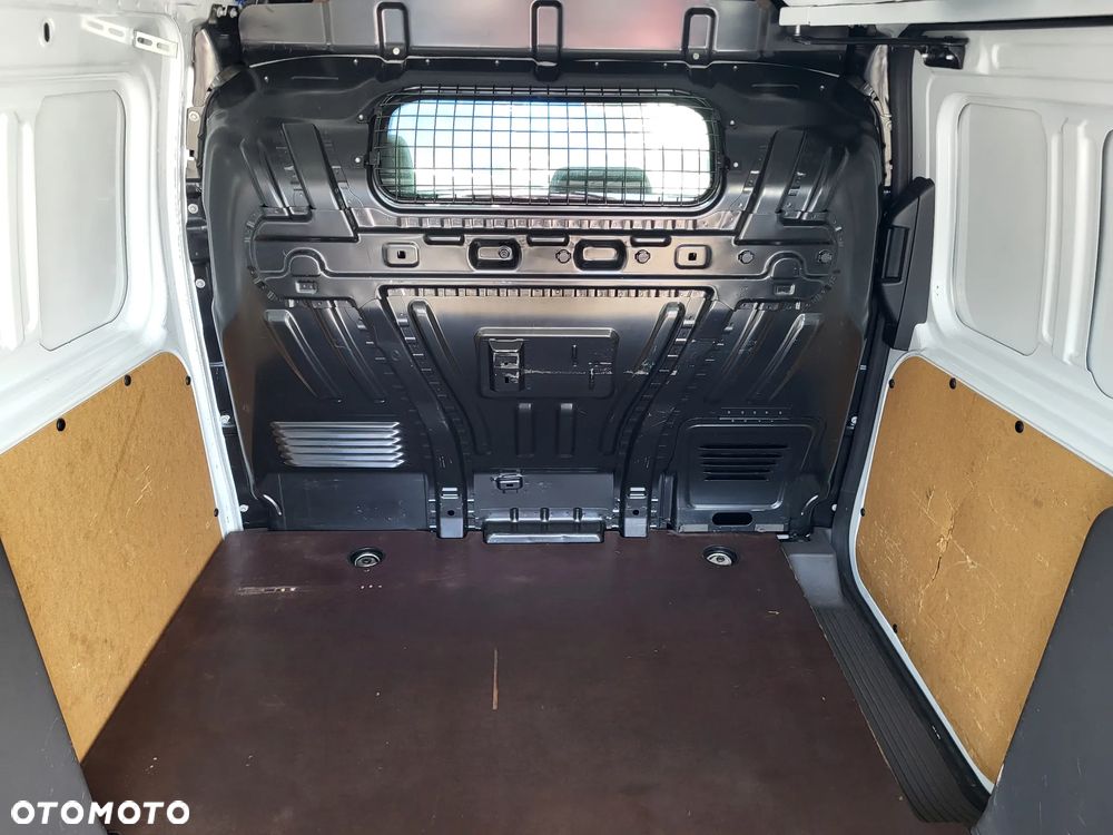 Ford Transit Connect - 22