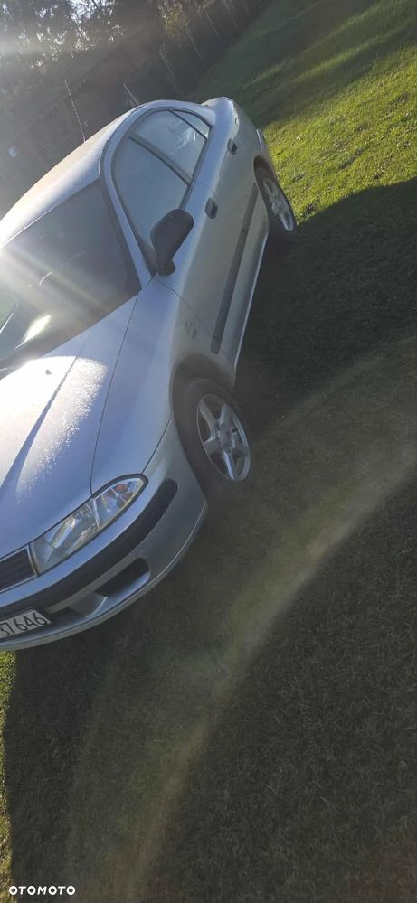 Mitsubishi Carisma - 2