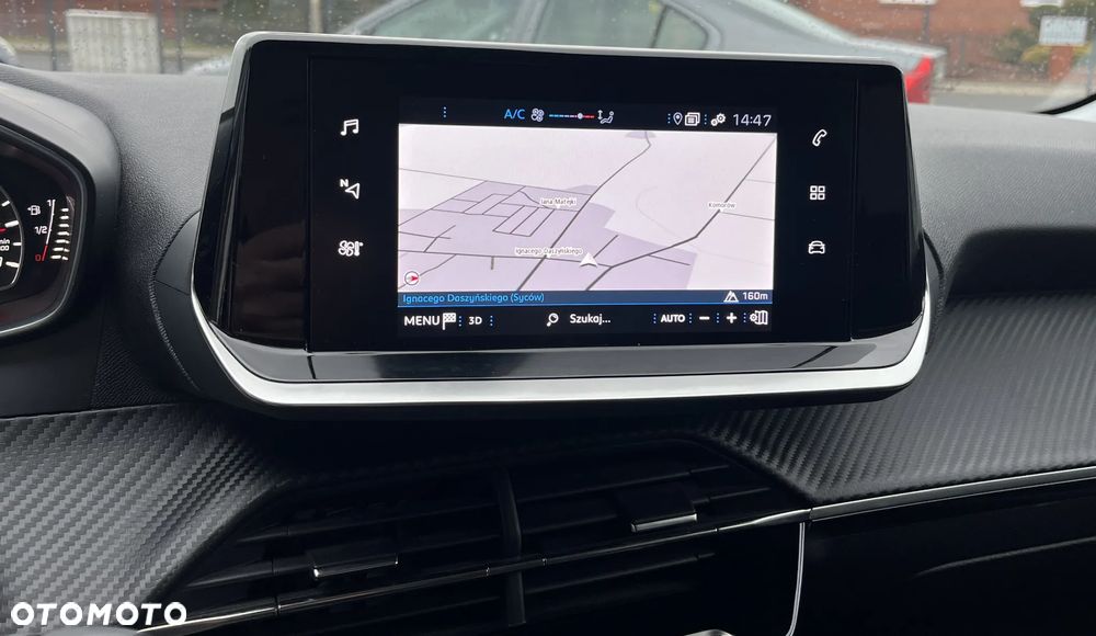 Peugeot 208 PureTech 100 EAT8 Allure - 24