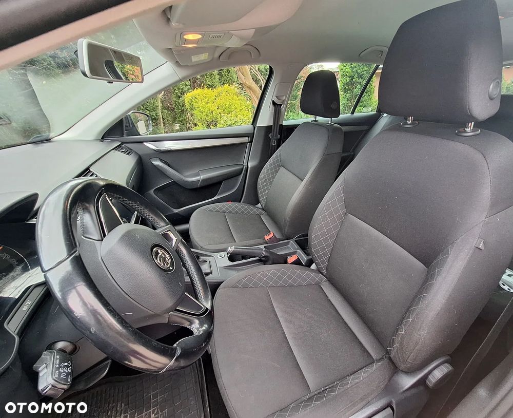 Skoda Octavia 1.6 TDI Active - 22