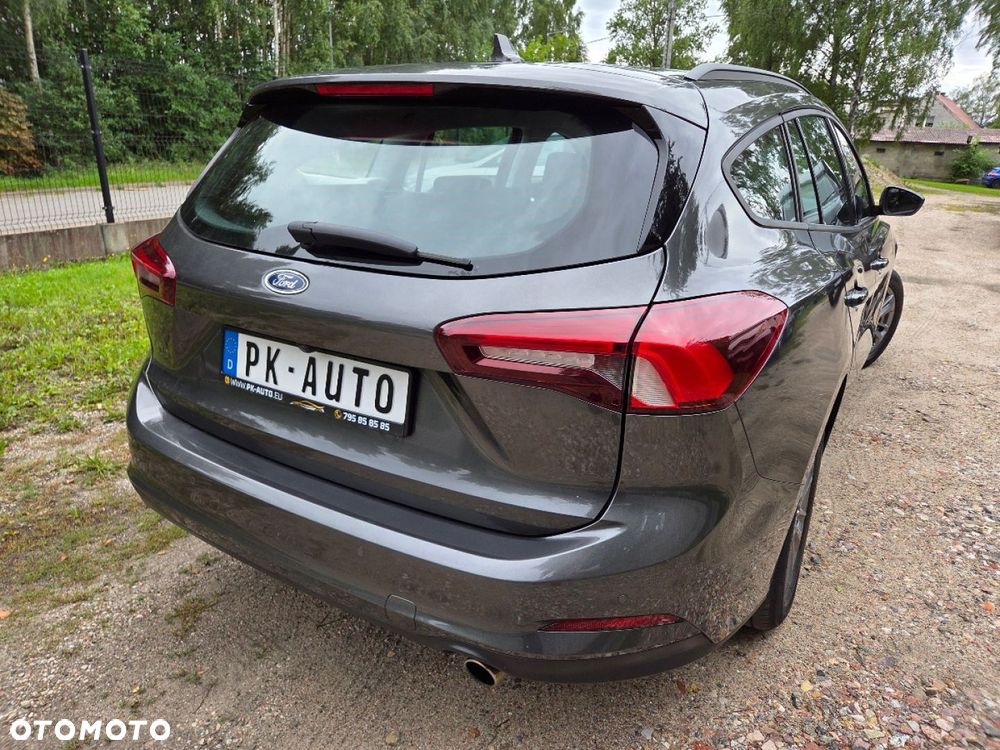 Ford Focus 1.5 EcoBlue Start-Stopp-System TITANIUM - 29