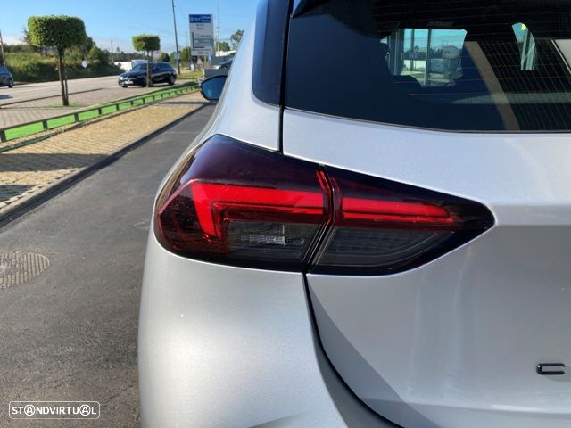 Opel Corsa 1.2 T GS - 11