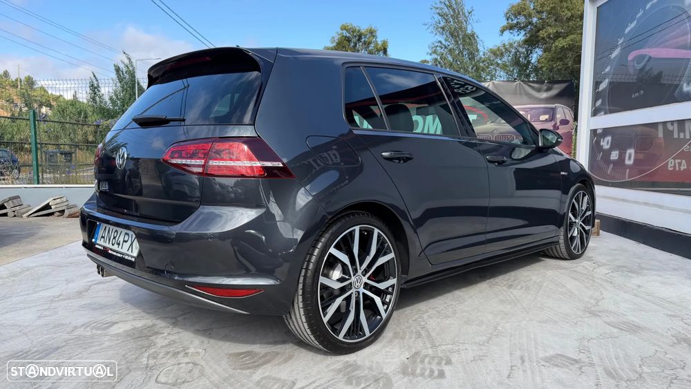 VW Golf 2.0 TDI GTD - 4