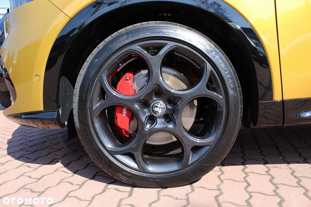 Alfa Romeo Tonale 1.5 T4 GSE mHEV Veloce DCT - 8