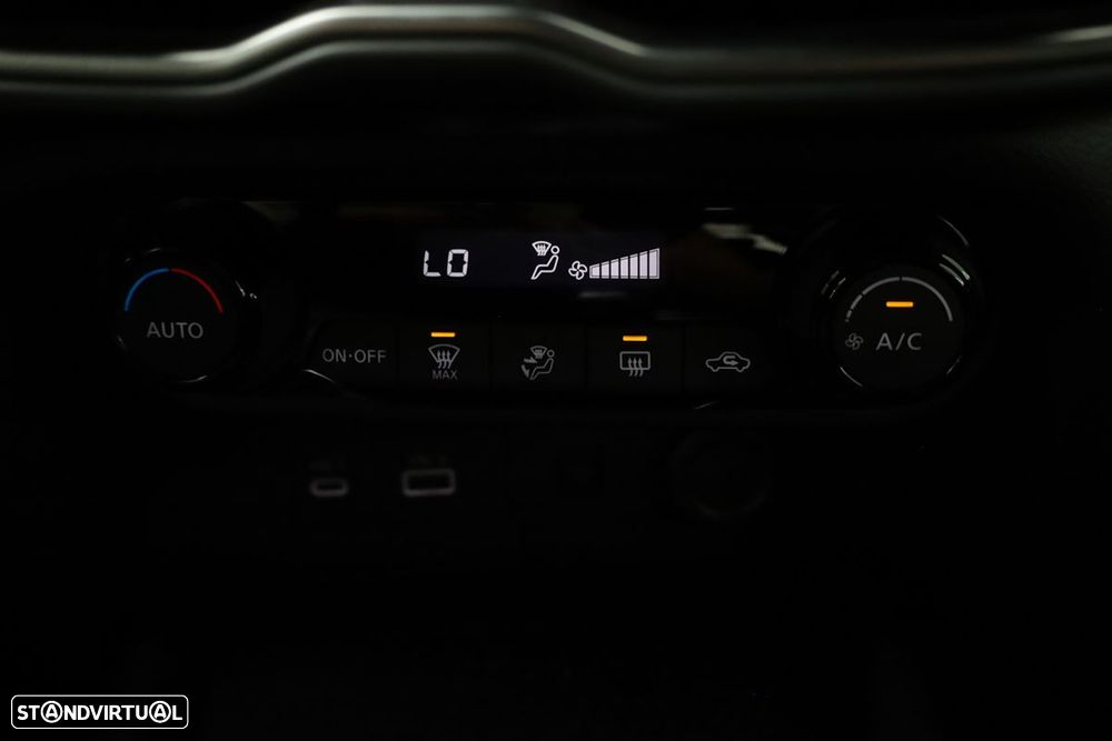 Nissan Juke 1.0 DIG-T N-Connecta DCT - 13