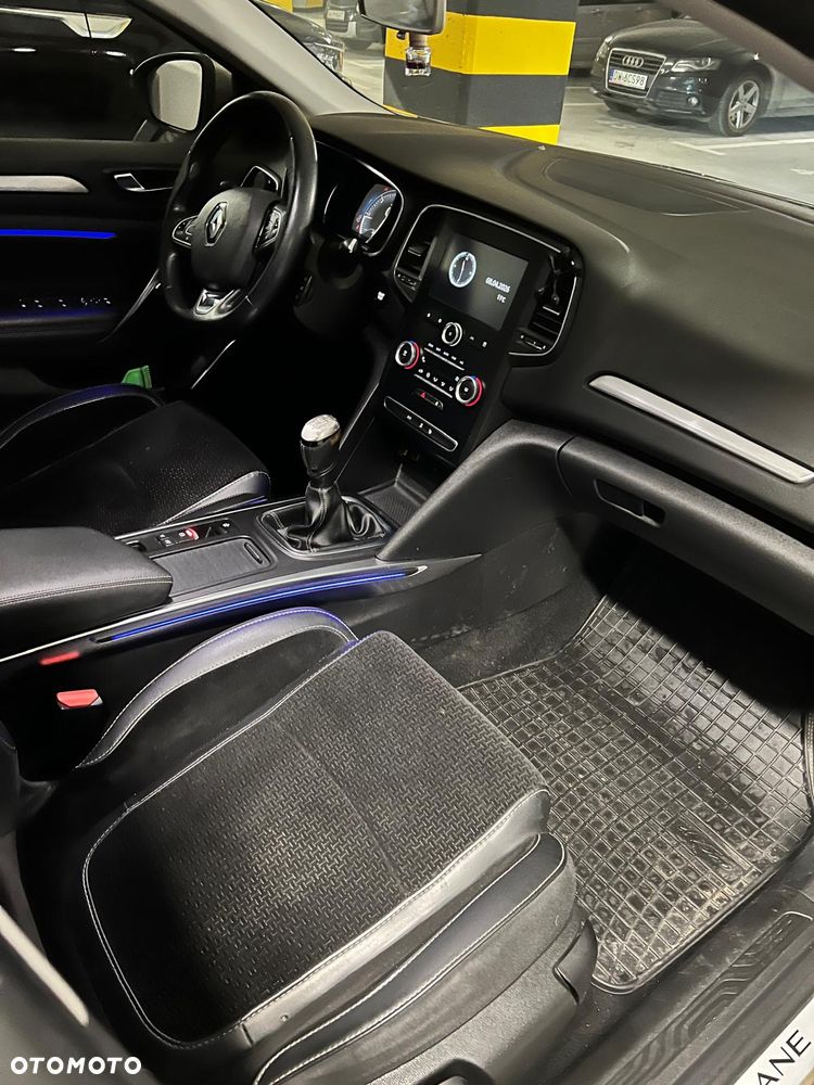 Renault Scenic 1.5 dCi Bose - 11