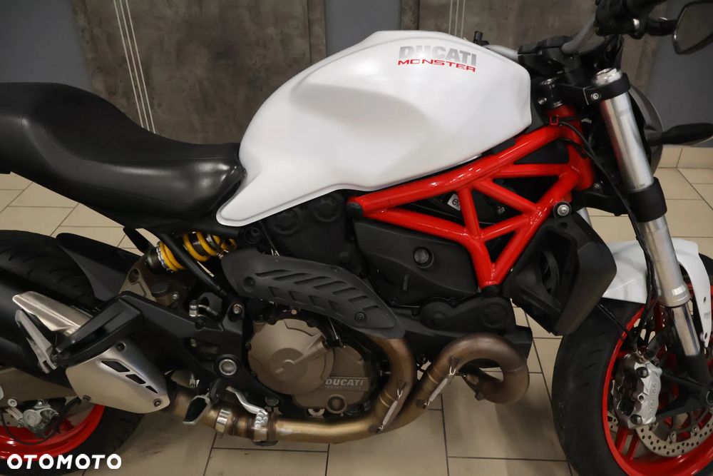 Ducati Monster - 4