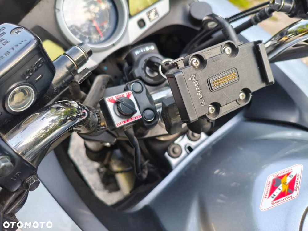 Honda CBF - 11