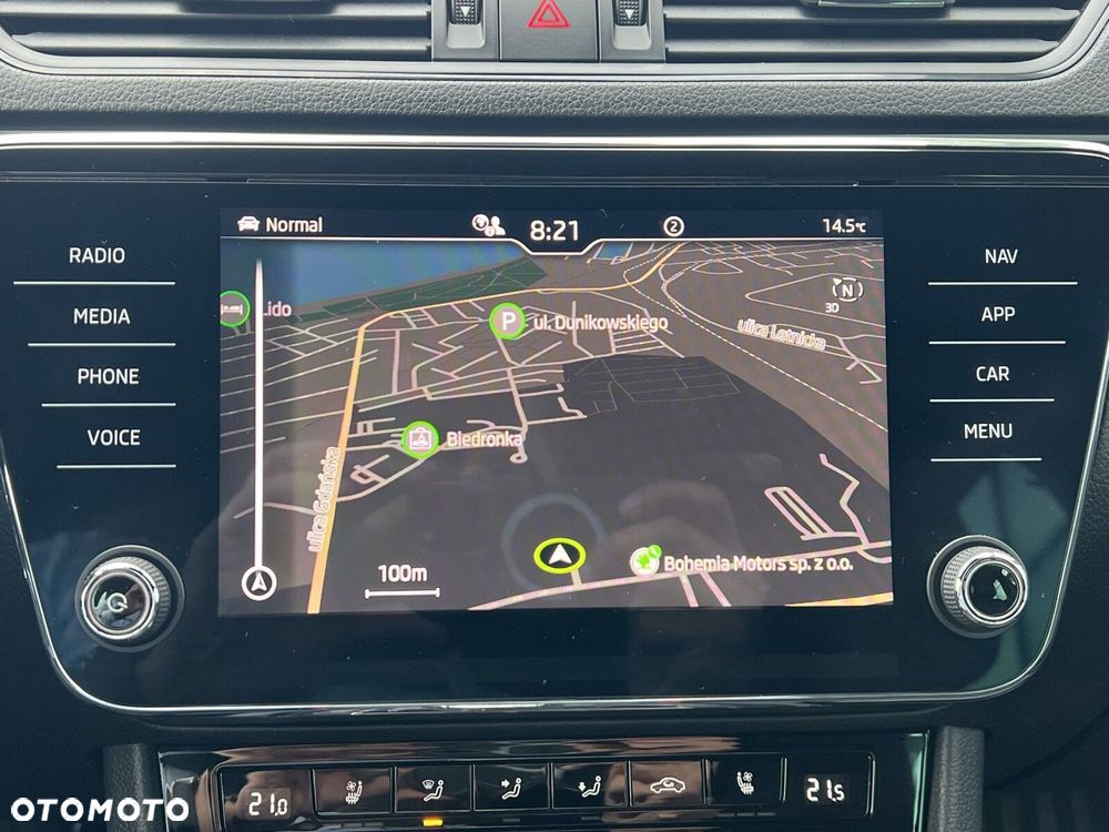 Skoda Superb 2.0 TDI SCR Sportline DSG - 21