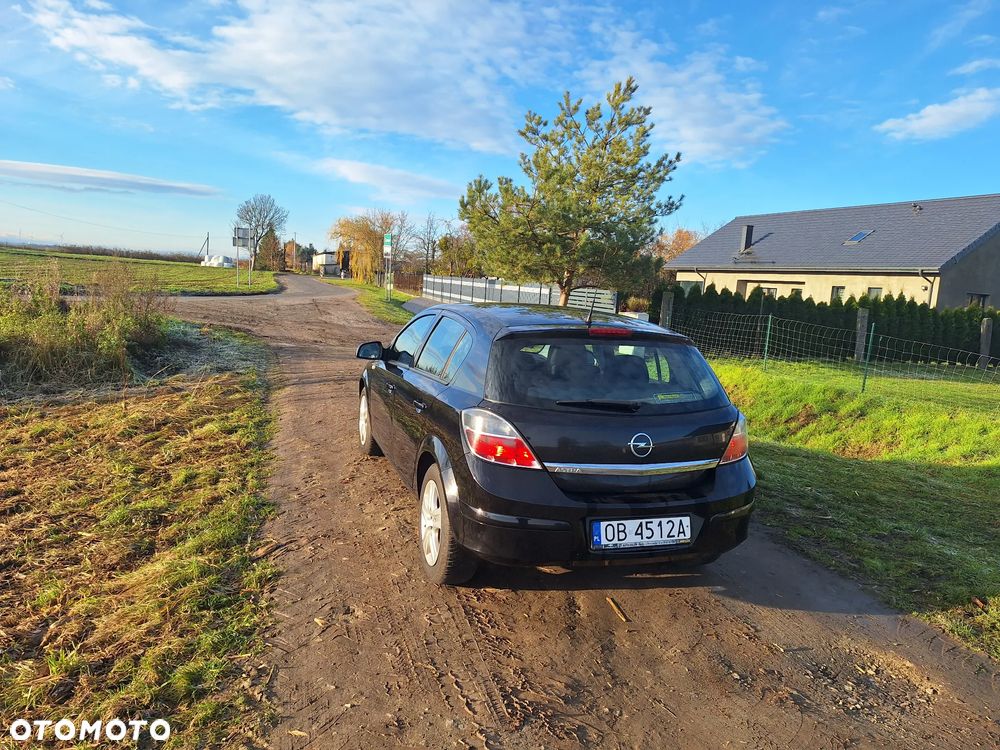 Opel Astra - 2