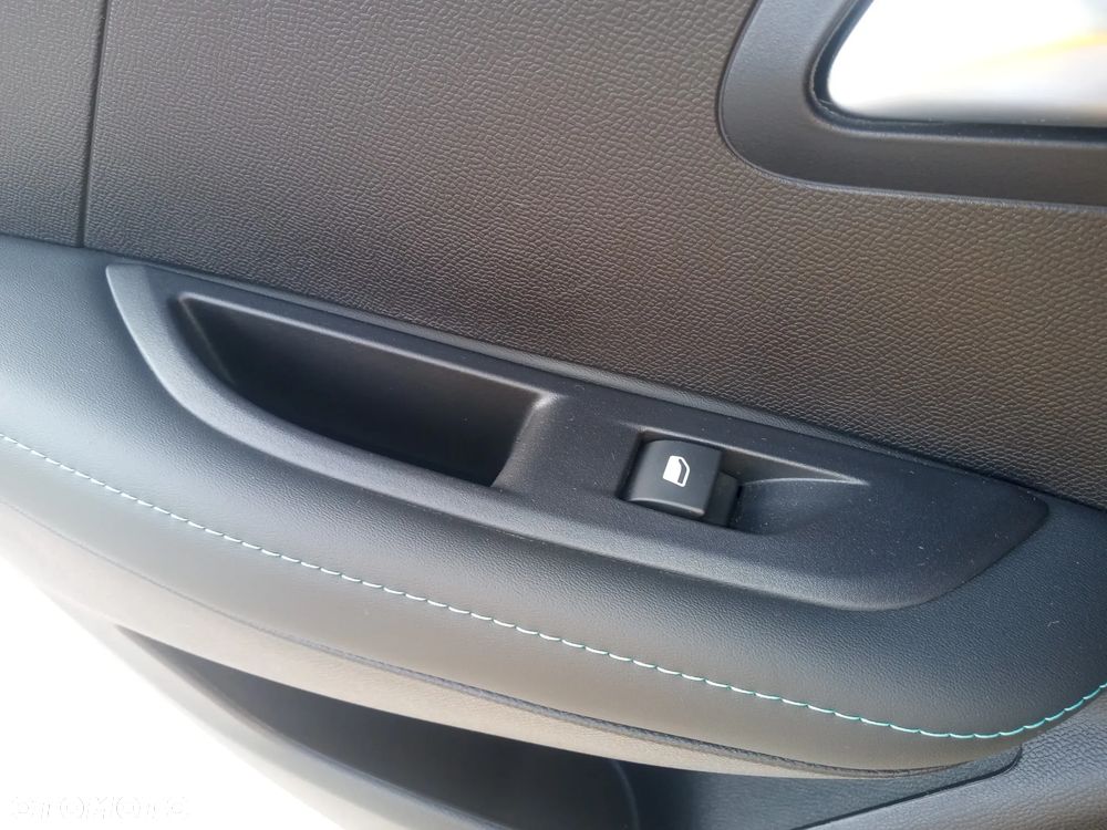Peugeot 208 1.2 PureTech Active S&S - 16