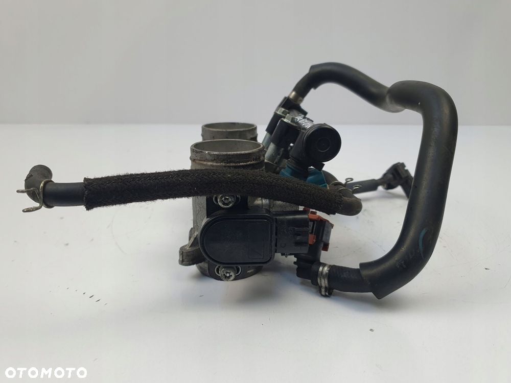 PRZEPUSTNICA WTRYSK PALIWA Yamaha XSR 700 XSR700 15-22 przepustnice - 11