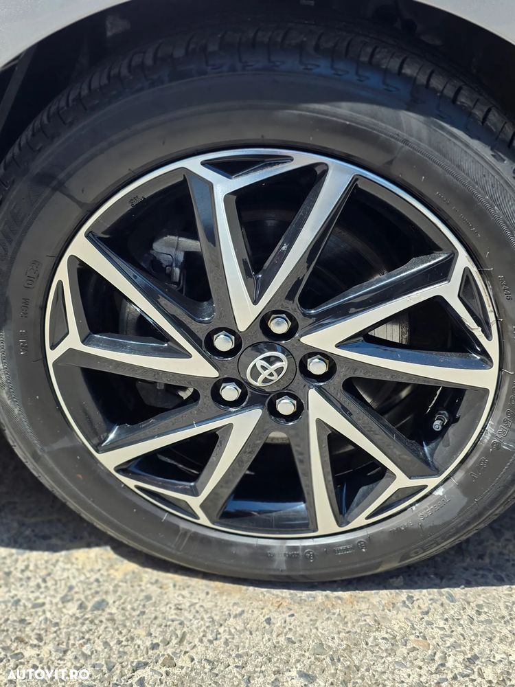 Toyota Yaris 1.5 VVT-i HSD Dynamic - 5
