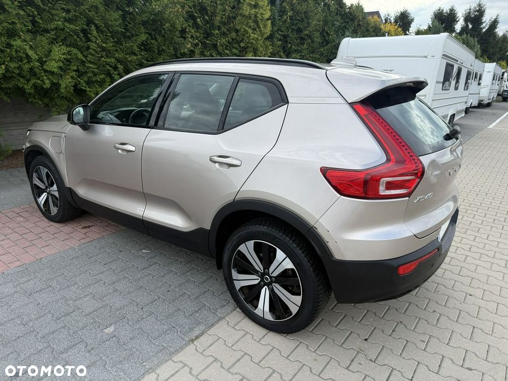 Volvo XC 40 - 1