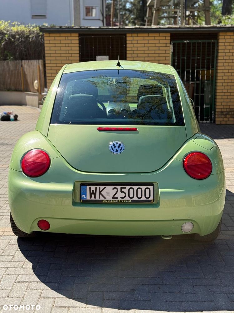 Volkswagen New Beetle - 9