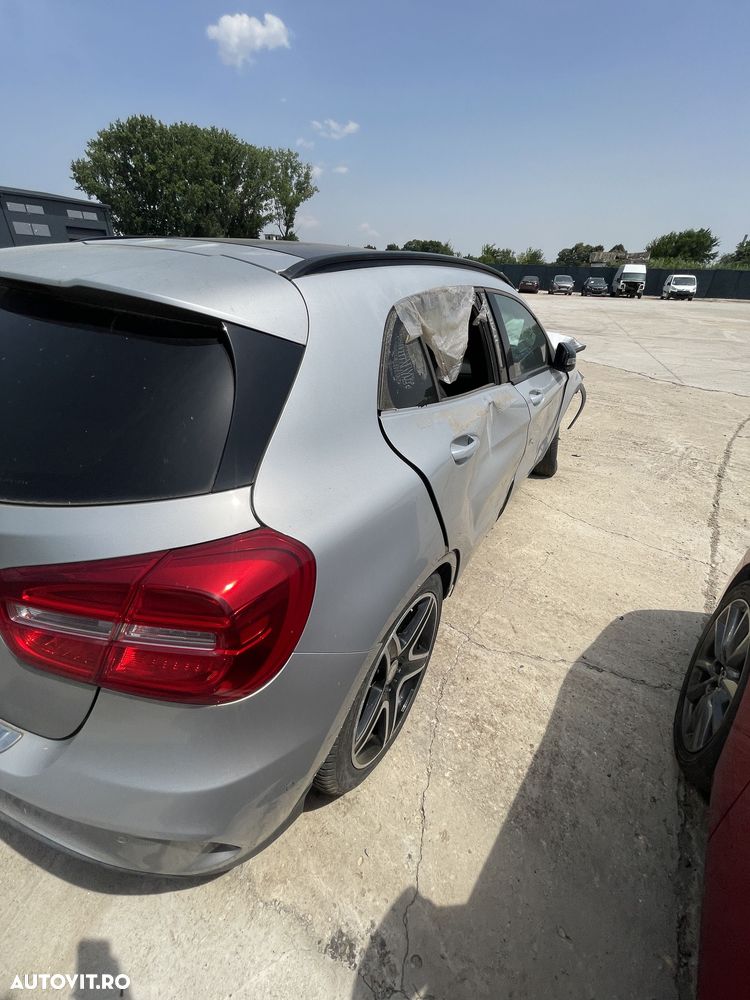 Dezmembrez Mercedes GLA 250 AMG 2015 Argintiu - 2