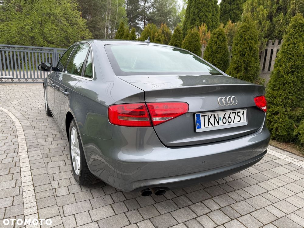 Audi A4 Limousine 2.0 TDI DPF Ambiente - 9