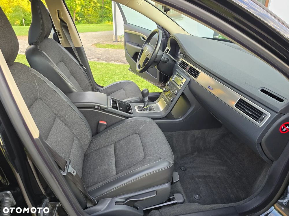 Volvo XC 70 D5 AWD Kinetic - 18