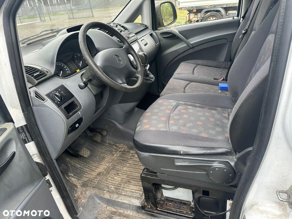 Mercedes-Benz Vito W639 111 CDI L2H1 - 12