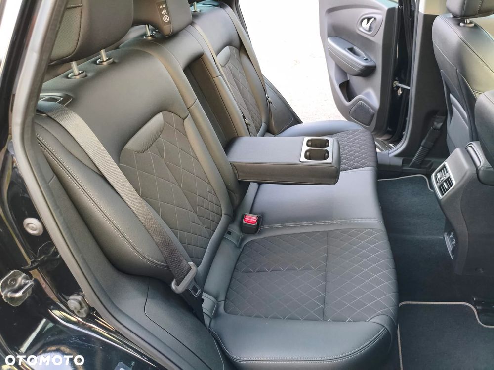 Renault Kadjar 1.3 TCe FAP Black Edition EDC - 25