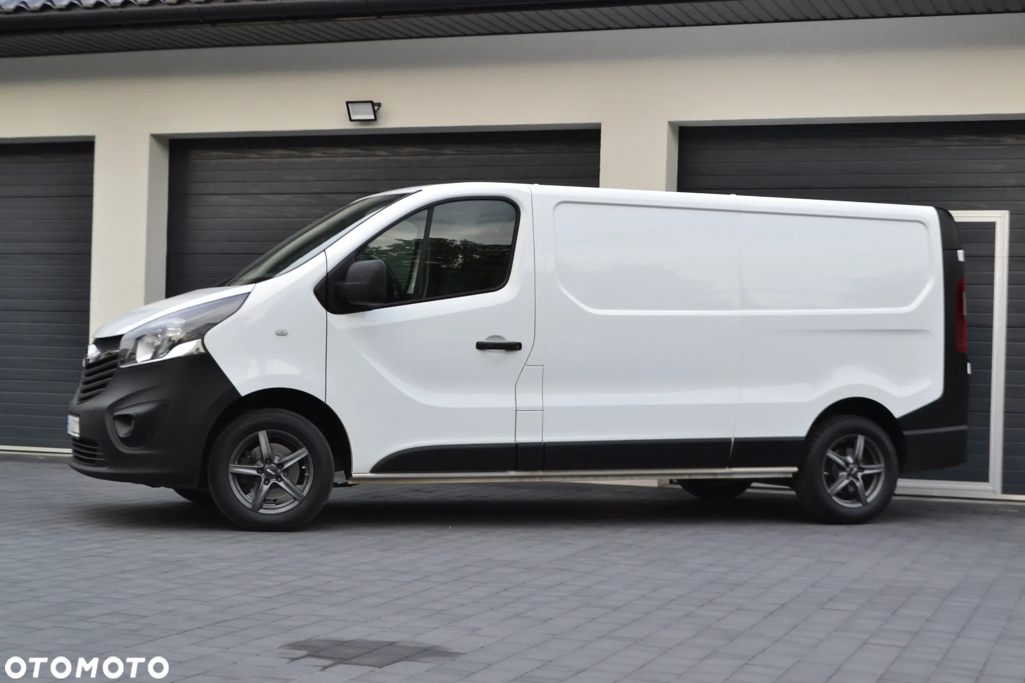 Renault TRAFIC LONG - 17