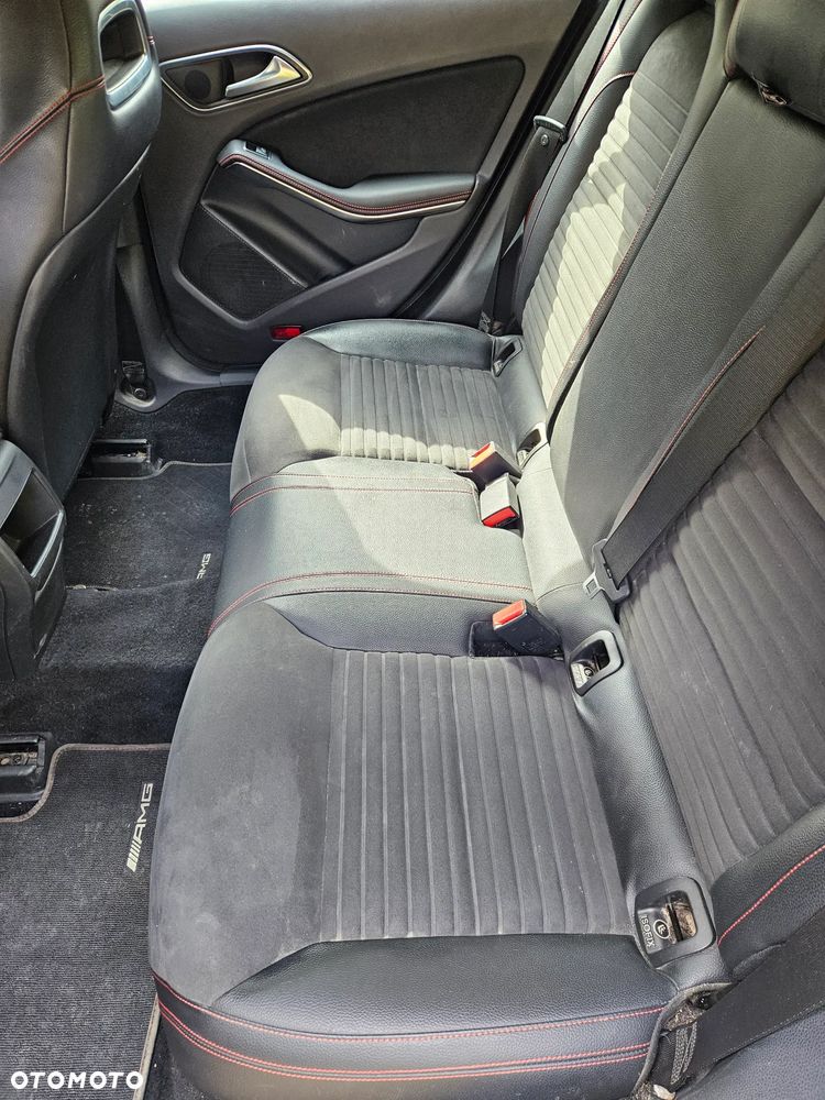 Mercedes-Benz CLA - 8