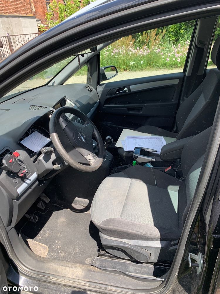 Opel Zafira 1.6 Cosmo - 12