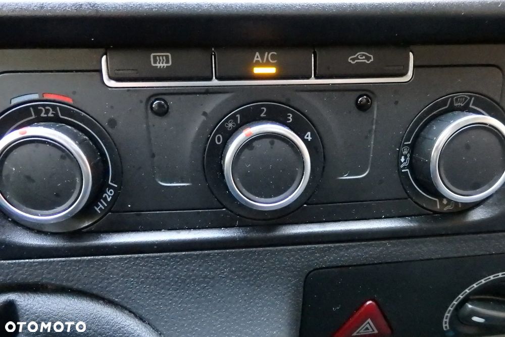 Volkswagen Transporter - 36