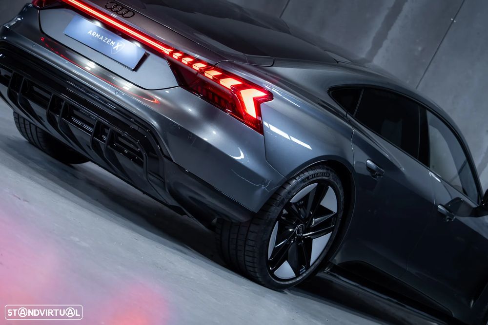 Audi RS e-tron GT quattro - 5