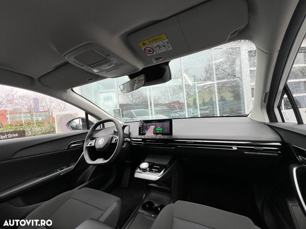 MG MG4 EV 51 kWh Explore - 10