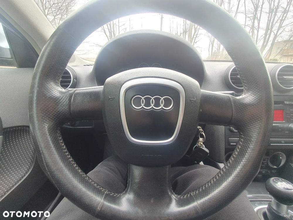 Audi A3 Sportback 2.0 TDI Ambition - 13