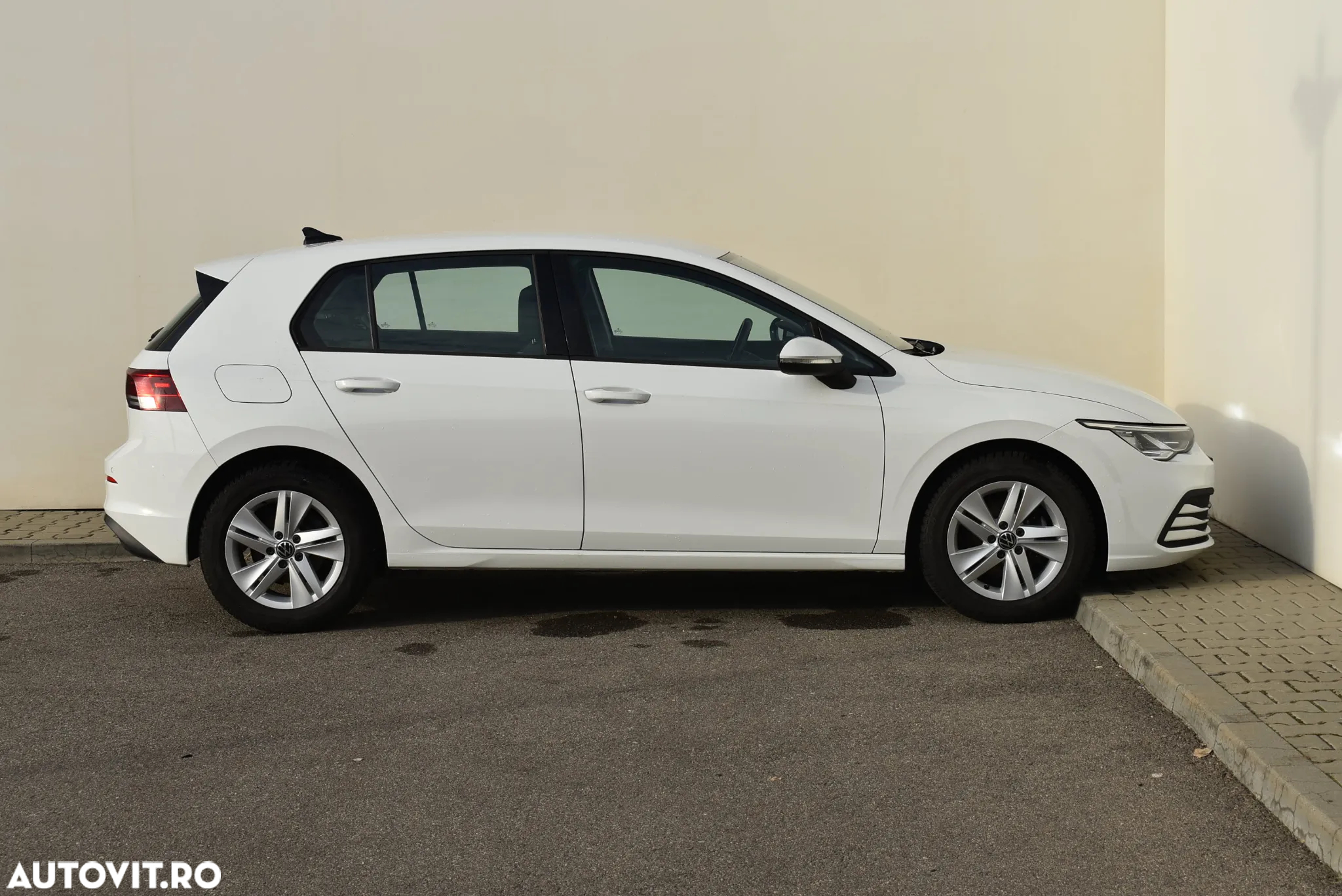 Volkswagen Golf 1.5 TSI ACT Life - 2
