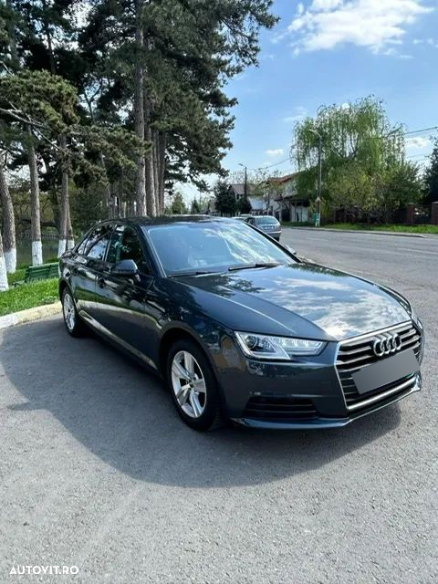 Audi A4 2.0 TDI S tronic Design - 3