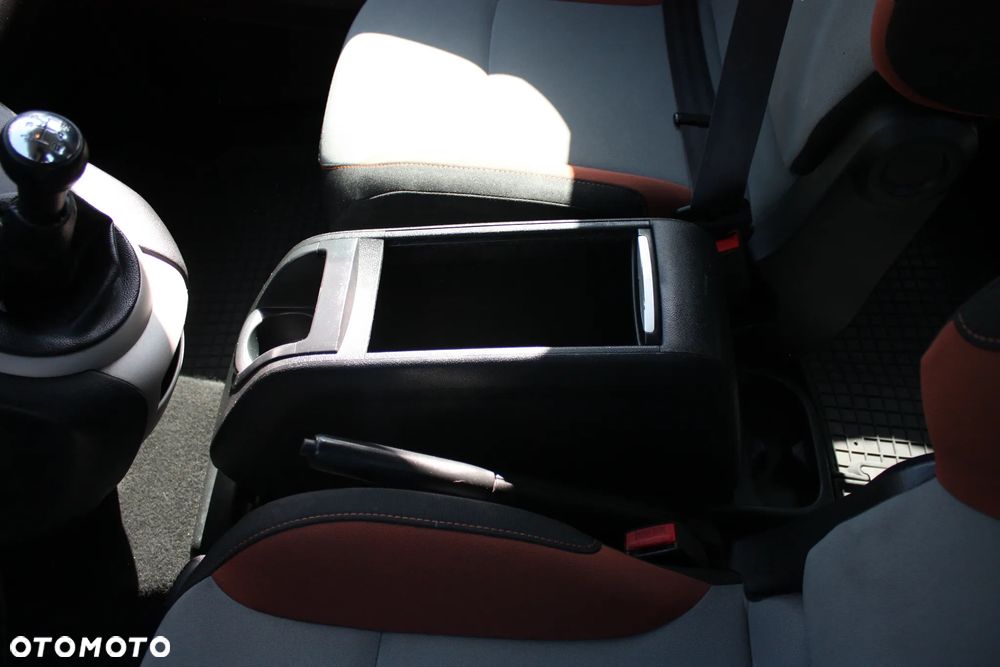 Peugeot Partner 1.6 BlueHDi Active - 23