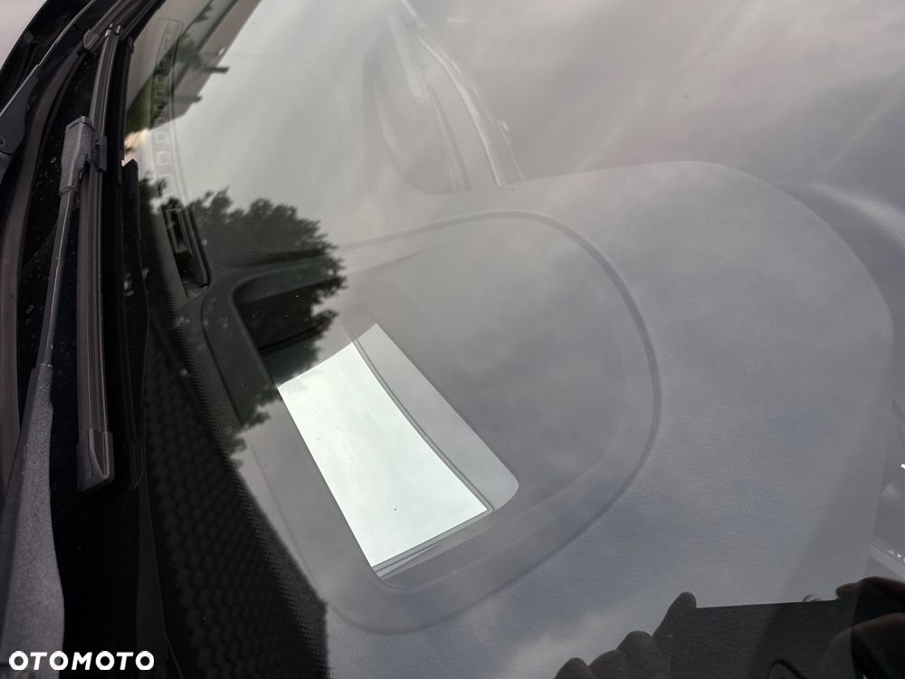 BMW Seria 3 320d Sport Line - 13