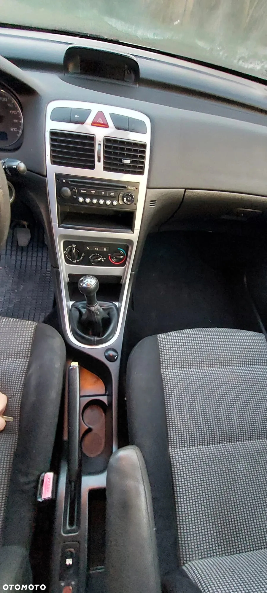 Peugeot 307 1.6 HDi - 12