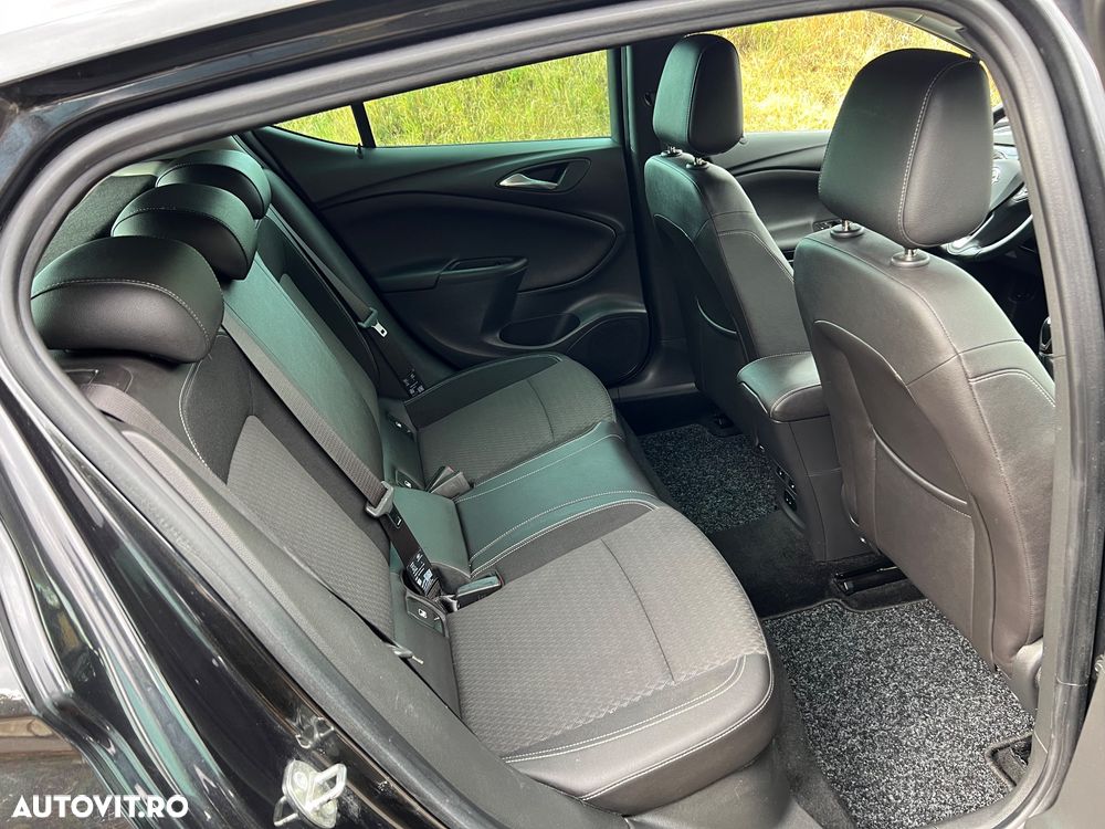 Opel Astra 1.6 BiTurbo CDTI ECOTEC Start/Stop Innovation - 11