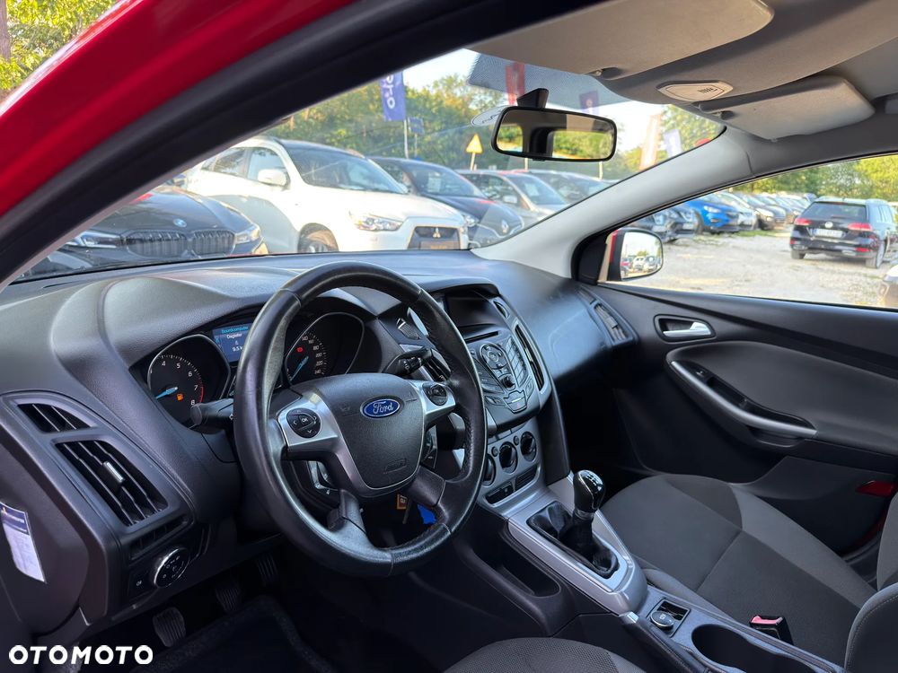 Ford Focus 1.6 Titanium - 19