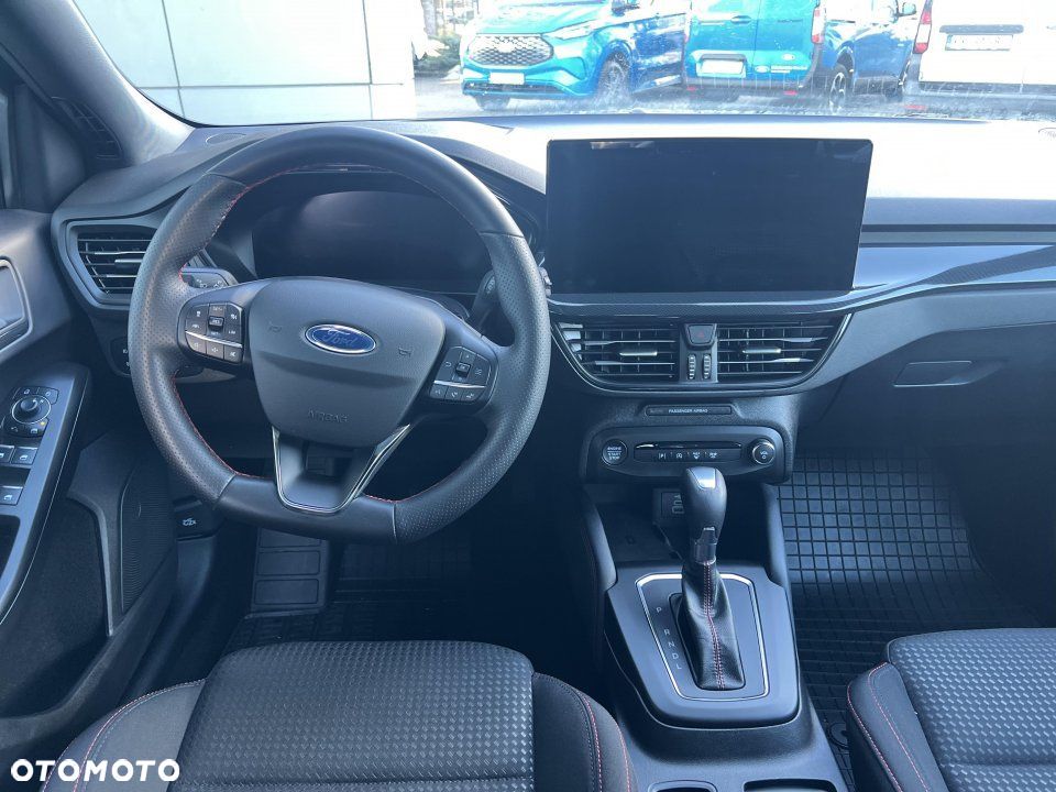Ford Focus - 11