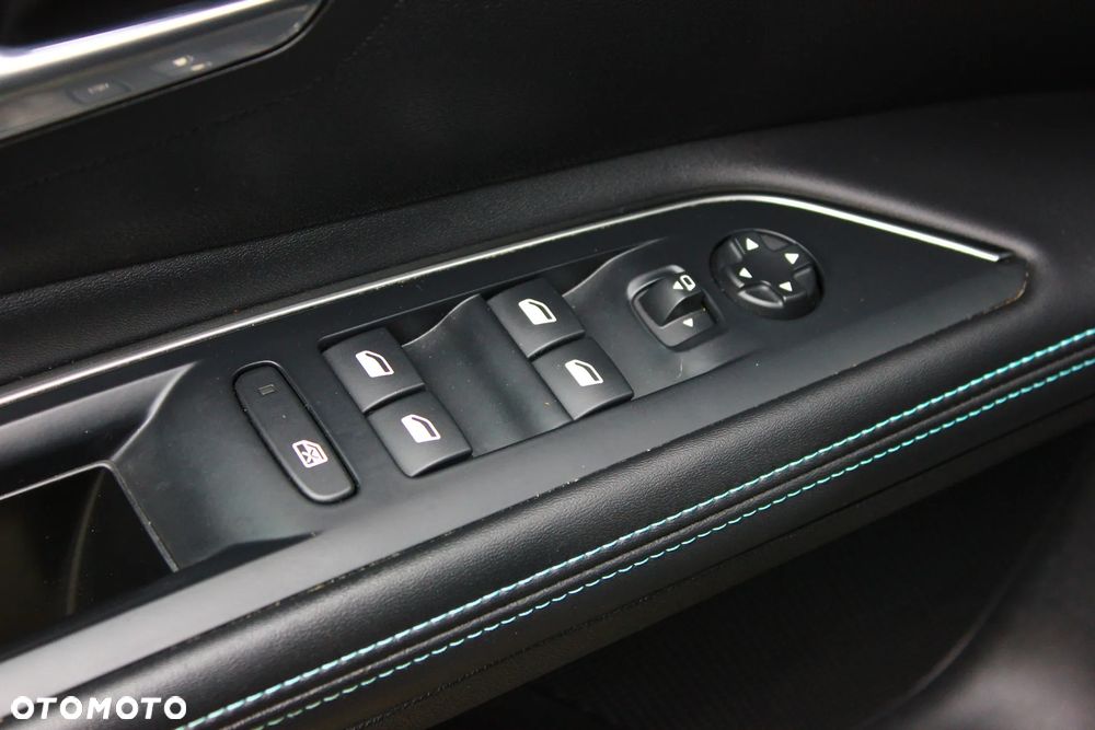 Peugeot 5008 BlueHDi 180 EAT8 Allure - 28