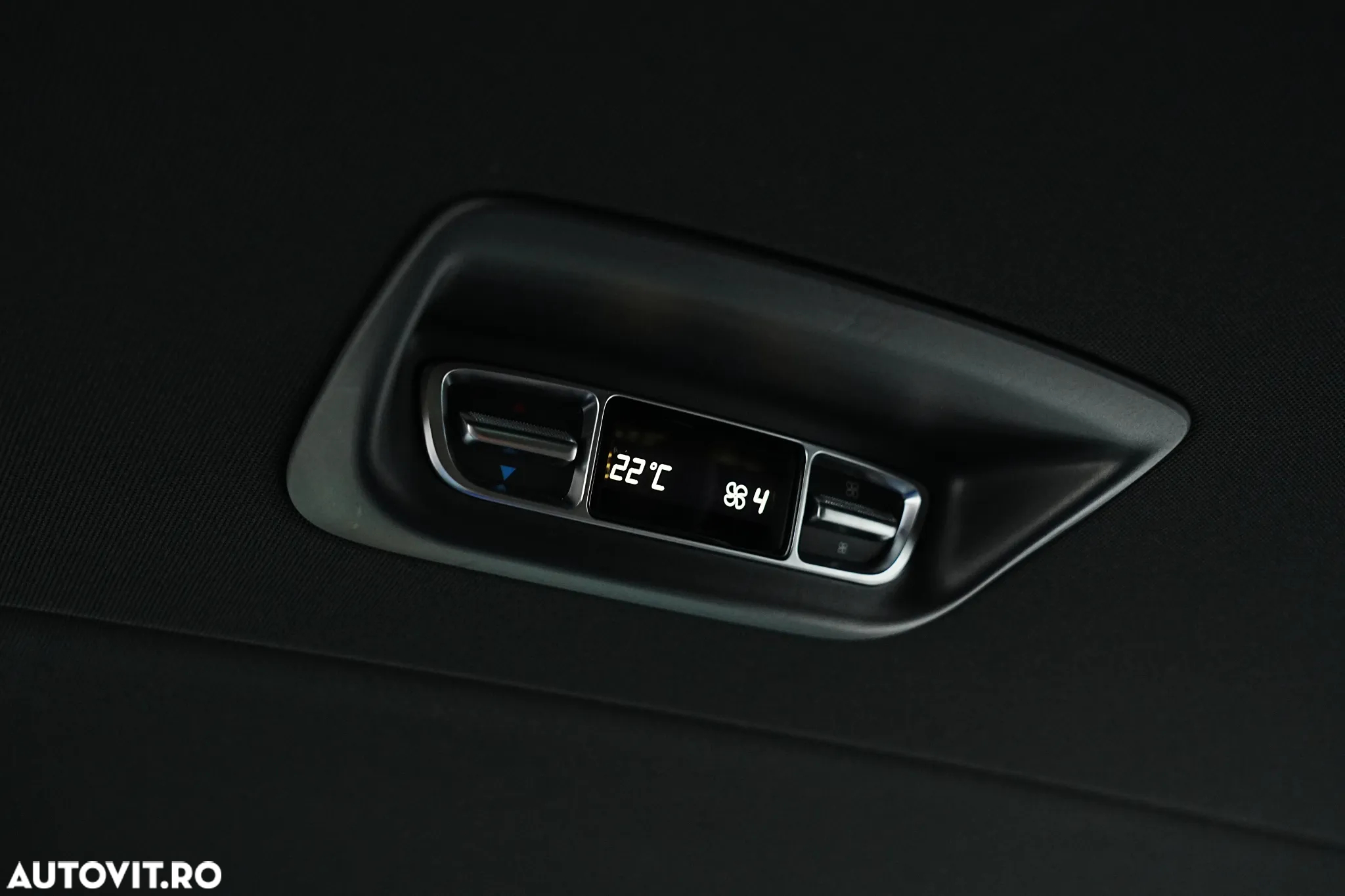 Mercedes-Benz V 300 d lang 4Matic 9G-TRONIC Avantgarde Edition 2023 - 35