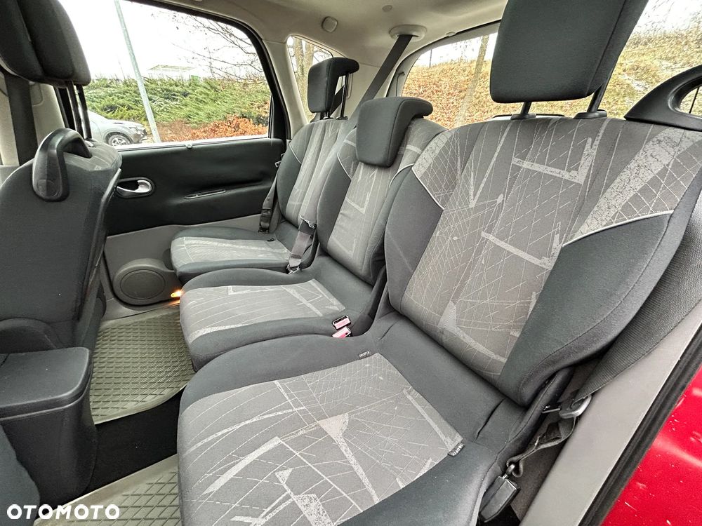 Renault Scenic 2.0 Confort Expression - 13