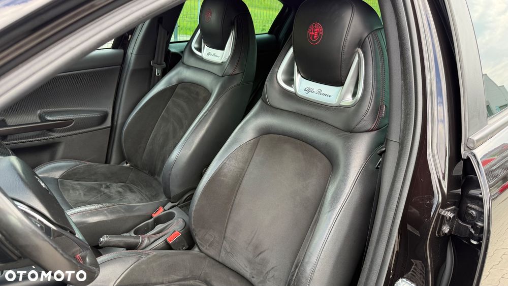Alfa Romeo Giulietta 1750 TBi Veloce TCT - 33