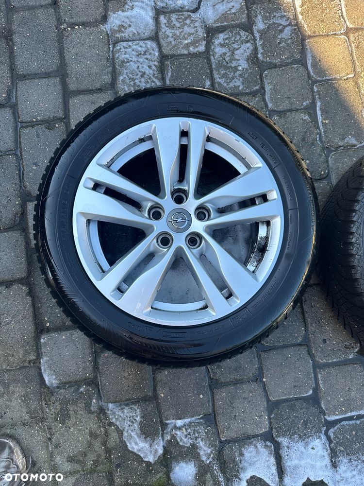 Koła Opel Astra K 5x105 16x7j et41 opony goodyear całoroczne 205/55/16